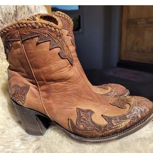 Rare 🦄 and gorgeous Old Gringo booties